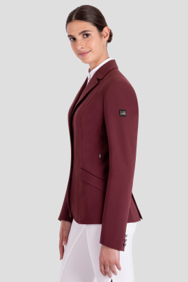 Stretch en ademend wedstrijdjasje van lichte en comfortabele X-COOL-stof Stretch en ademend wedstrijdjasje van lichte en comfortabele X-COOL-stof