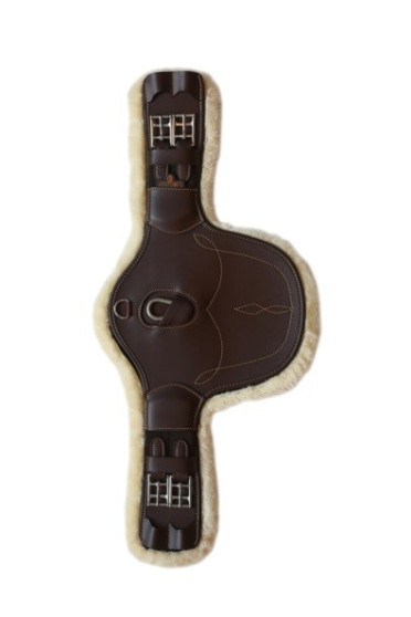 De Sheepskin Short Stud Girth is anatomisch gevormd en biedt comfort en bescherming tijdens het springen. De Sheepskin Short Stud Girth is anatomisch gevormd en biedt comfort en bescherming tijdens het springen.
