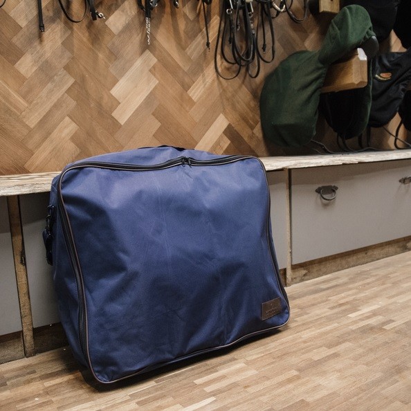 Saddle Pad Bag is your ideal stable mate to keep your saddle pads dry and clean. Saddle Pad Bag is your ideal stable mate to keep your saddle pads dry and clean.