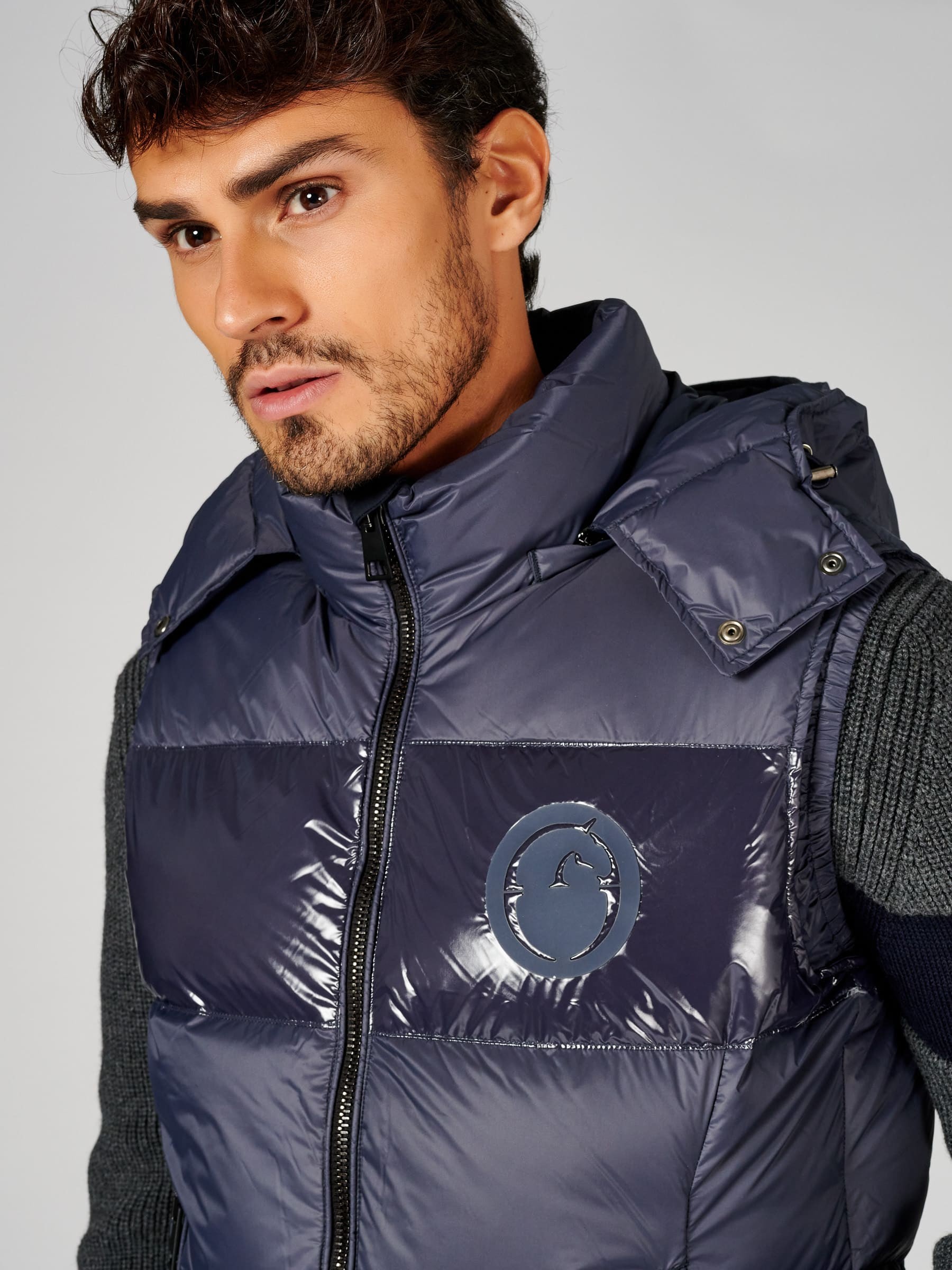 Herenbodywarmer Grosseto is gemaakt van een lichtgewicht technische stof Herenbodywarmer Grosseto is gemaakt van een lichtgewicht technische stof