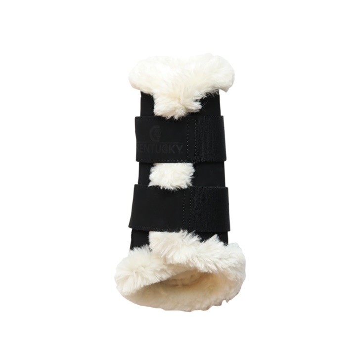De Turnout Boots Air bieden superieure bescherming in de wei. De Turnout Boots Air bieden superieure bescherming in de wei.