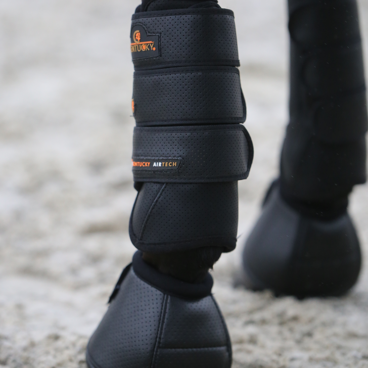 Extremely strong and shock absorbing Air Tech Eventing Boot offers the best protection Extremely strong and shock absorbing Air Tech Eventing Boot offers the best protection