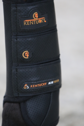 Extremely strong and shock absorbing Air Tech Eventing Boot offers the best protection Extremely strong and shock absorbing Air Tech Eventing Boot offers the best protection