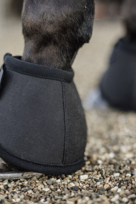Overreach Boots Heel Protection protect your horse from injuries caused by overreaching.