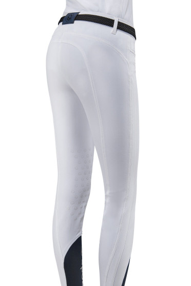 Knie grip rijbroek uit de Eqode collectie van het merk Equiline Knie grip rijbroek uit de Eqode collectie van het merk Equiline