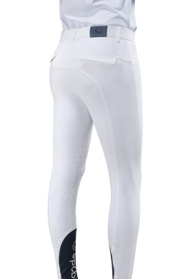 Knie grip rijbroek uit de Eqode collectie van het merk Equiline Knie grip rijbroek uit de Eqode collectie van het merk Equiline