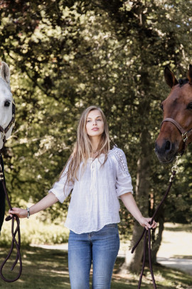 Zwarte staldeken van het kwaliteitsmerk Kentucky Horsewear. Zwarte staldeken van het kwaliteitsmerk Kentucky Horsewear.