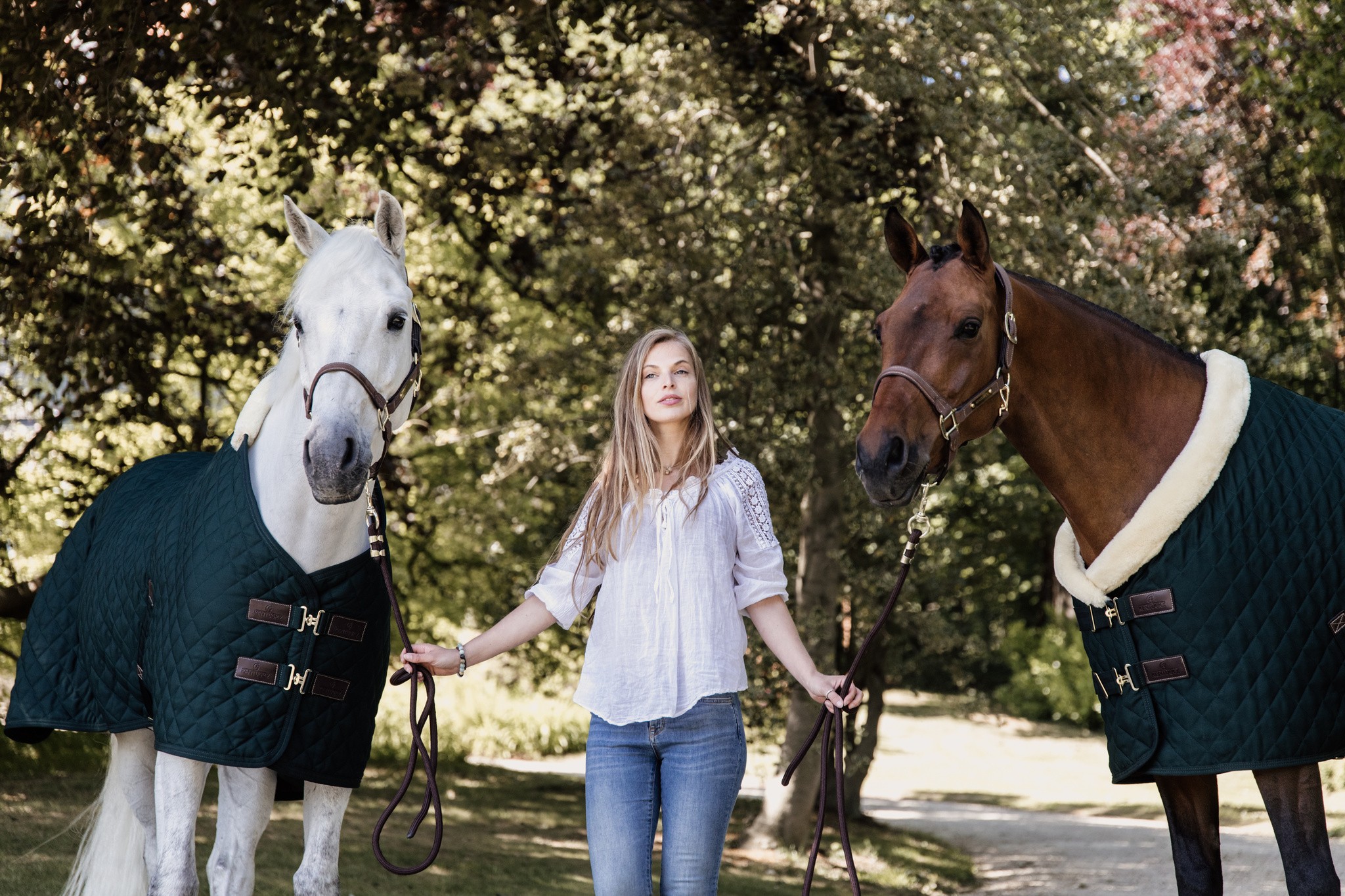 Zwarte staldeken van het kwaliteitsmerk Kentucky Horsewear. Zwarte staldeken van het kwaliteitsmerk Kentucky Horsewear.