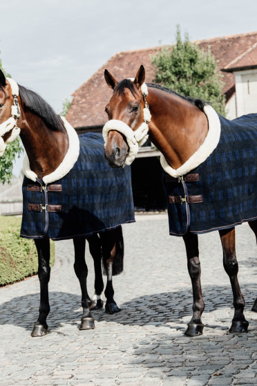 Kentucky Horsewear Fleece Rug Show Heavy Check Printing, ook in meerdere kleuren leverbaar Kentucky Horsewear Fleece Rug Show Heavy Check Printing, ook in meerdere kleuren leverbaar