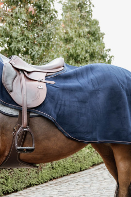 Kentucky Horsewear Riding Rug Heavy Fleece Navy, gemaakt van een kwaliteitsvolle fleece
