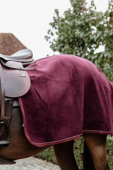 Kentucky Horsewear Quarter Rug Heavy Fleece Bordeaux Kentucky Horsewear Quarter Rug Heavy Fleece Bordeaux