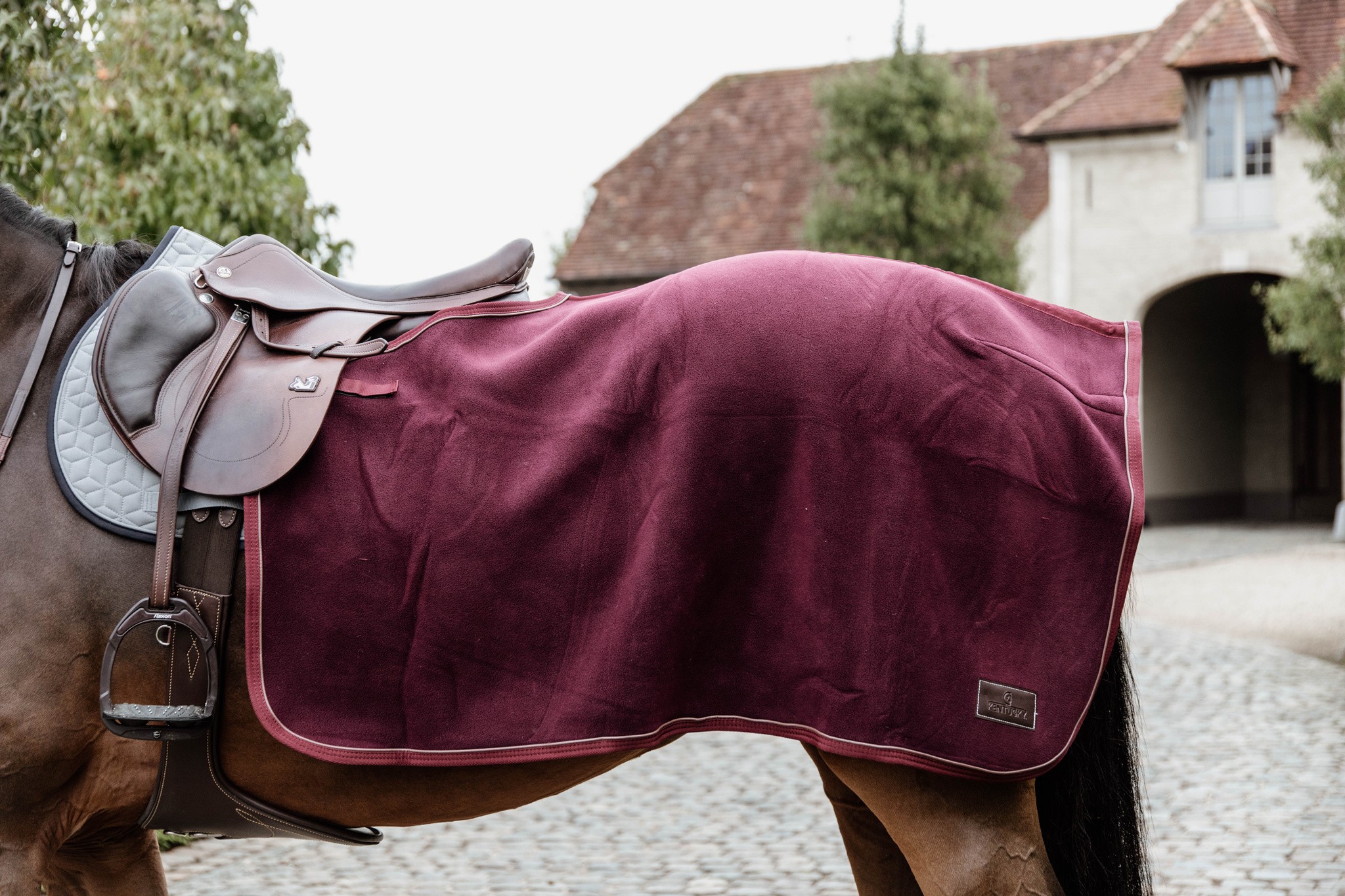 Kentucky Horsewear Quarter Rug Heavy Fleece Bordeaux Kentucky Horsewear Quarter Rug Heavy Fleece Bordeaux