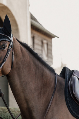 Kentucky Zadeldoek Glitter Stone Dressage in de kleuren blauw en zwart Kentucky Zadeldoek Glitter Stone Dressage in de kleuren blauw en zwart