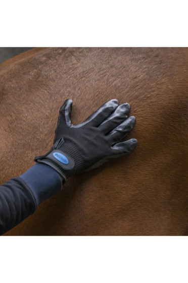 Hippotonic Rubber Brush For Saddle Pad Hippotonic Rubber Brush For Saddle Pad