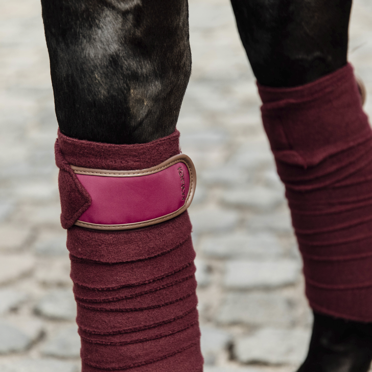 Kentucky Horsewear Polar Fleece Bandages Bordeaux Kentucky Horsewear Polar Fleece Bandages Bordeaux