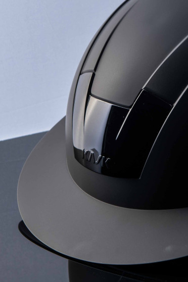 KASK Kooki, een cap die geen concessies doet aan de veiligheid! leverbaar in Mat en Glans KASK Kooki, een cap die geen concessies doet aan de veiligheid! leverbaar in Mat en Glans