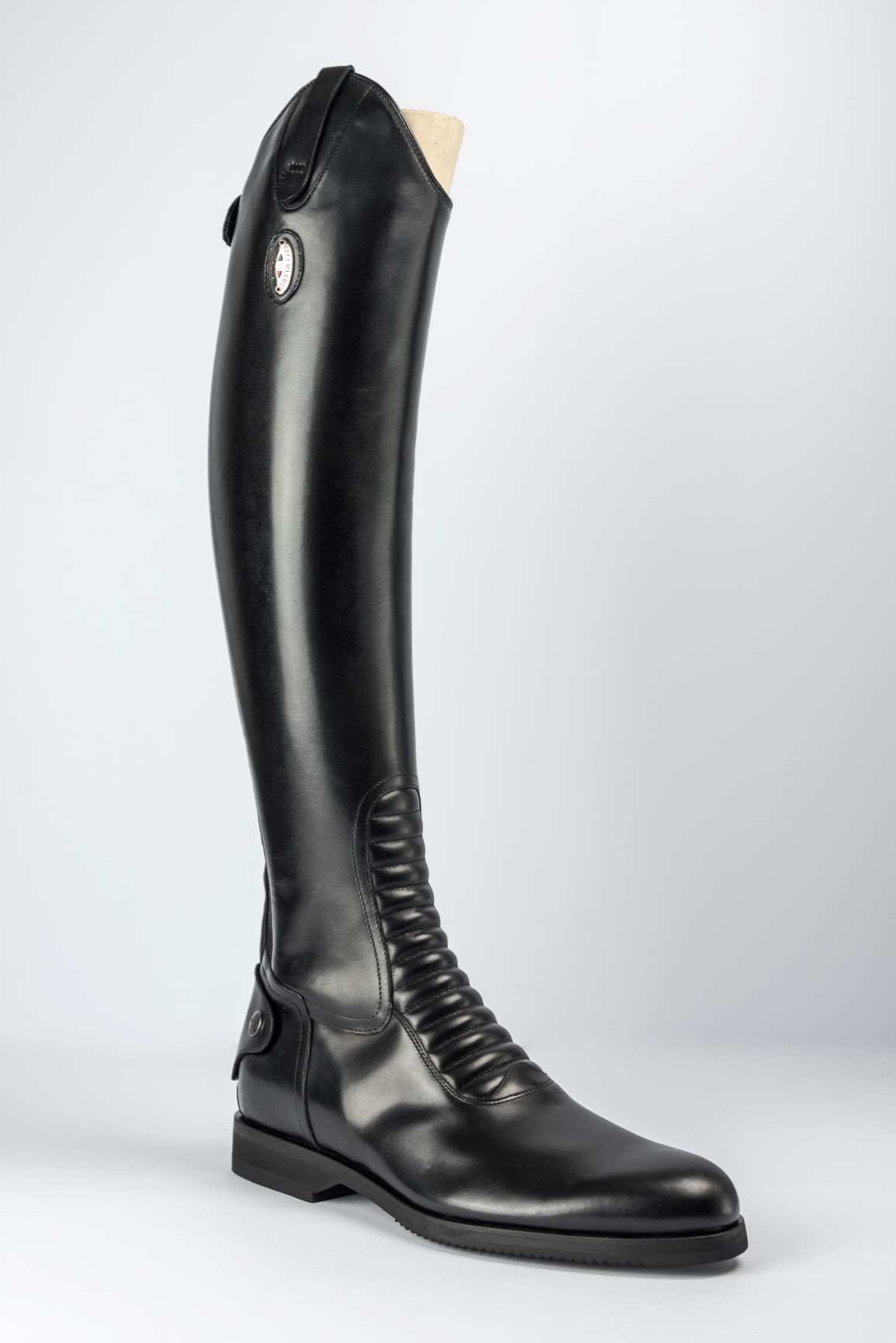 Secchiari Artemide riding boots in black | Calfskin | Shop now Secchiari Artemide riding boots in black | Calfskin | Shop now