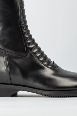 Secchiari Artemide riding boots in black | Calfskin | Shop now Secchiari Artemide riding boots in black | Calfskin | Shop now