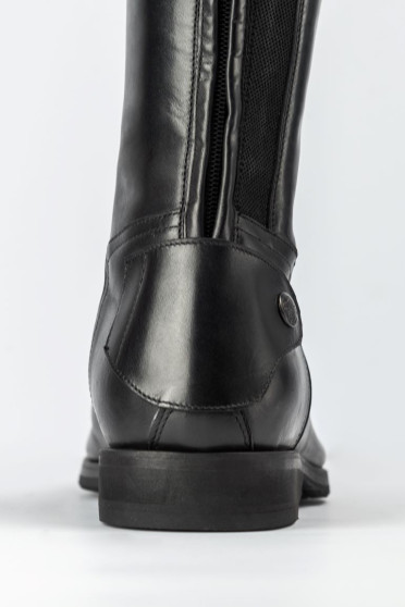 Secchiari Artemide riding boots in black | Calfskin | Shop now Secchiari Artemide riding boots in black | Calfskin | Shop now