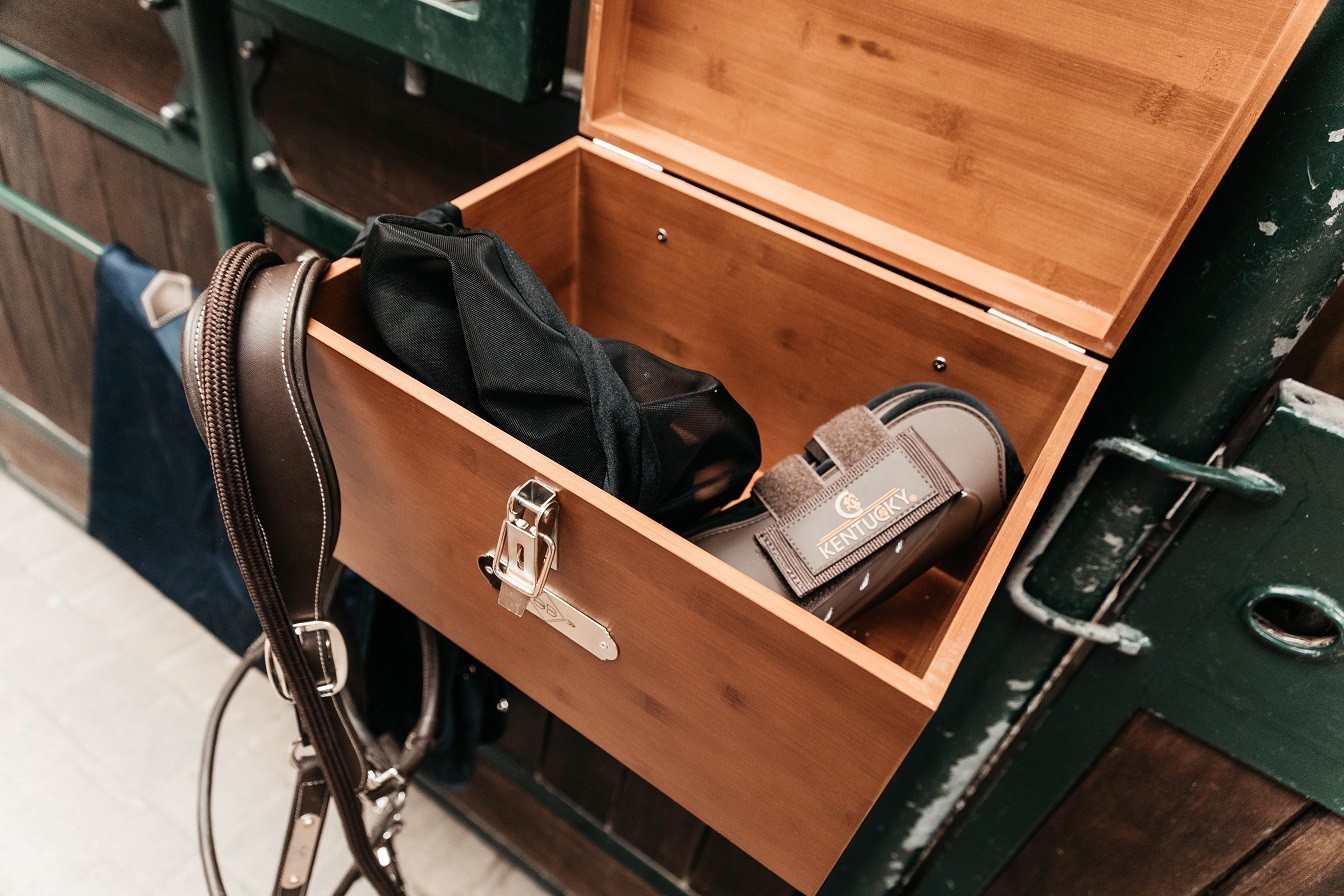 Tack Box Grooming Deluxe Kentucky Horsewear Tack Box Grooming Deluxe Kentucky Horsewear