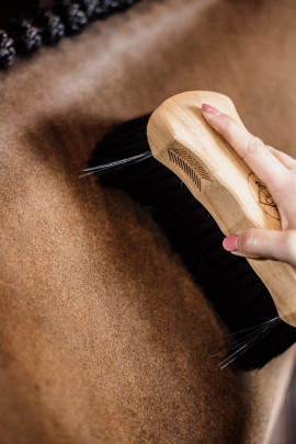 Body Brush Middle Hard Grooming Deluxe Kentucky Horsewear Body Brush Middle Hard Grooming Deluxe Kentucky Horsewear