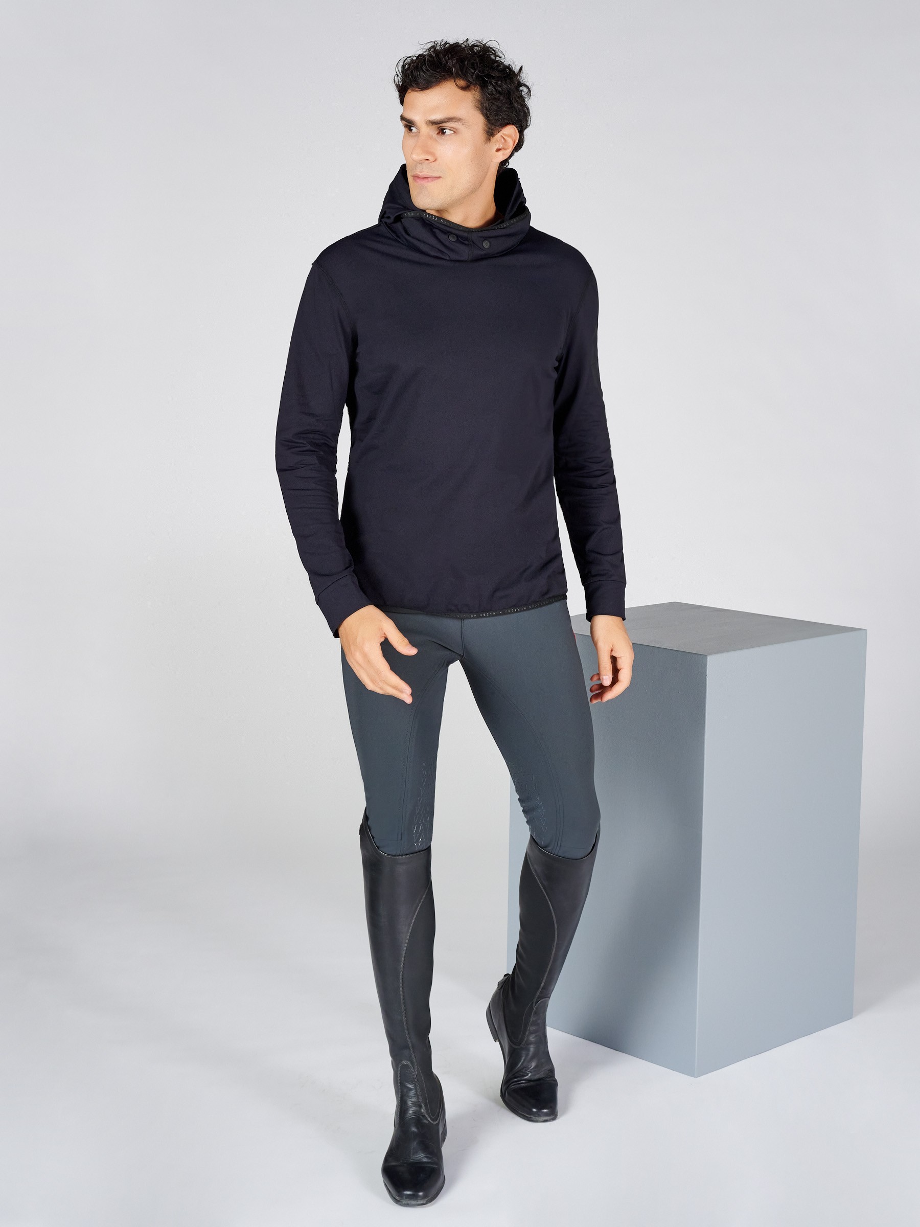 Vestrum Men's Moso Warmup Sweater Black Vestrum Men's Moso Warmup Sweater Black