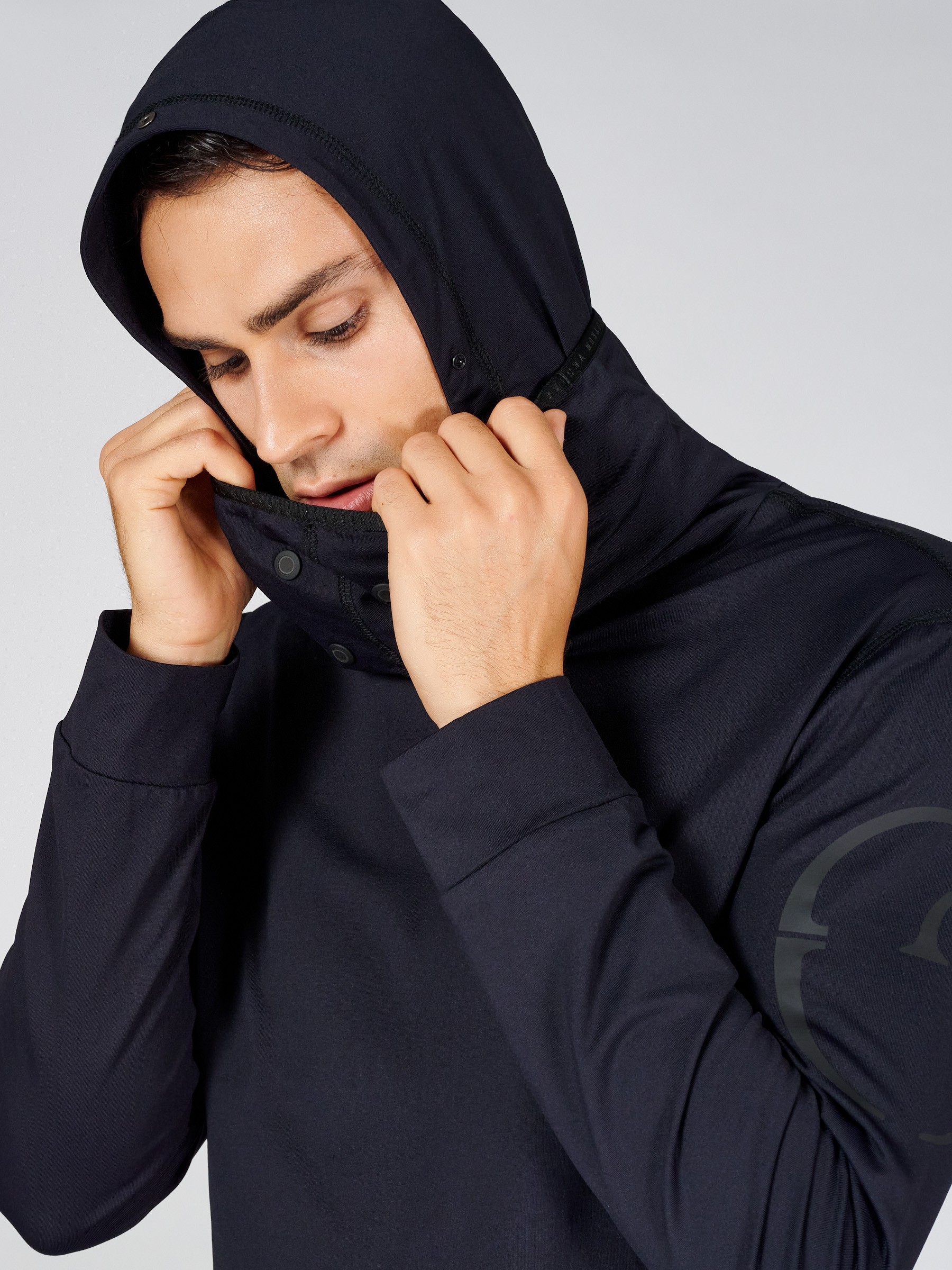 Vestrum Men's Moso Warmup Sweater Black Vestrum Men's Moso Warmup Sweater Black