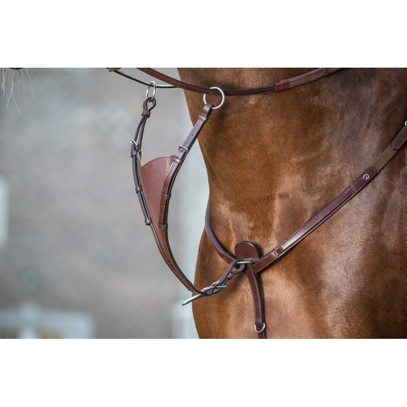 Dyon Soft Bib Martingale Attachment 'New English Collection'