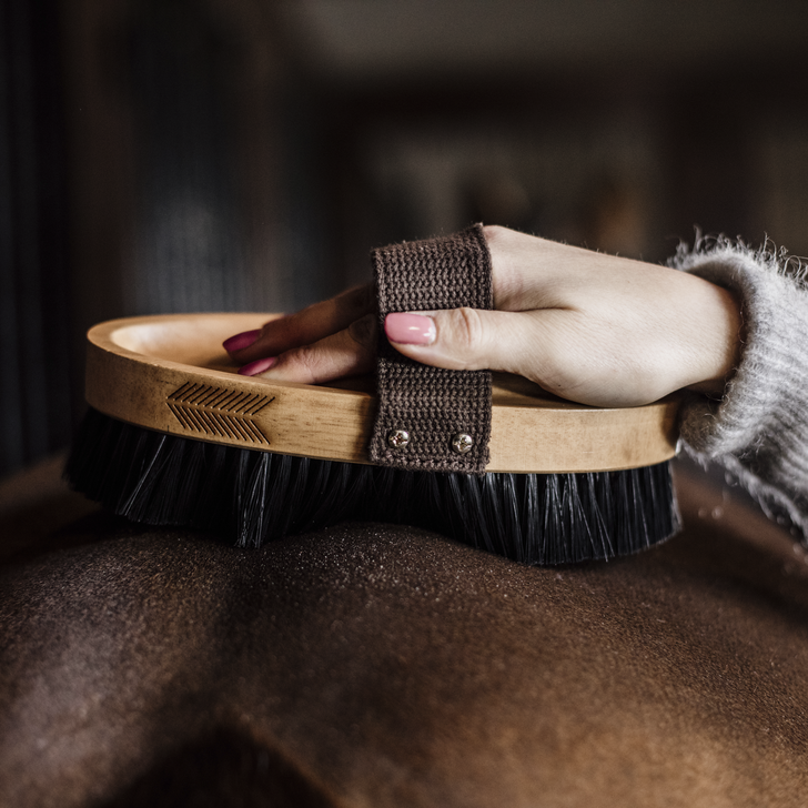 Body Brush Middle Hard Grooming Deluxe Kentucky Horsewear Body Brush Middle Hard Grooming Deluxe Kentucky Horsewear