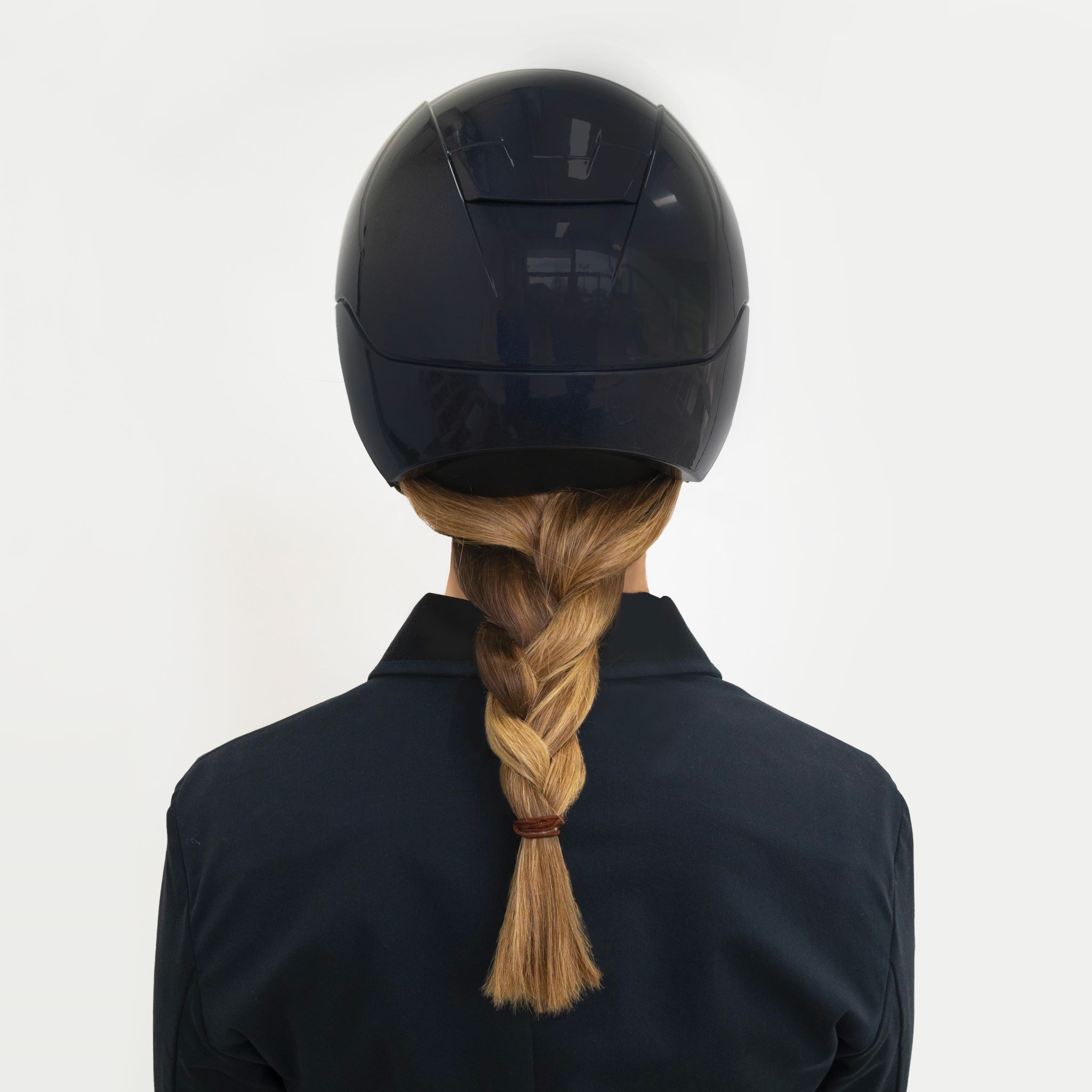 KASK Kooki, een cap die geen concessies doet aan de veiligheid! leverbaar Glossy zwart en blauw KASK Kooki, een cap die geen concessies doet aan de veiligheid! leverbaar Glossy zwart en blauw