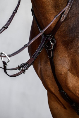 PS Of Sweden Breastplate Melbourne, de slimme Snap It-haken maken het niet nodig om de teugels te openen PS Of Sweden Breastplate Melbourne, de slimme Snap It-haken maken het niet nodig om de teugels te openen