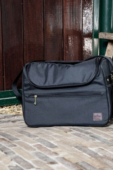Grooming Bag  This Grooming bag allows you to store every grooming essential