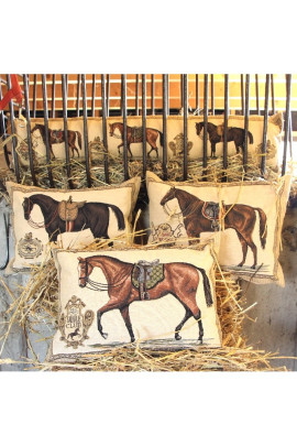 Mars & More Gobelin Cushion Saddle Horse 30*45CM - Green saddlepad Mars & More Gobelin Cushion Saddle Horse 30*45CM - Green saddlepad