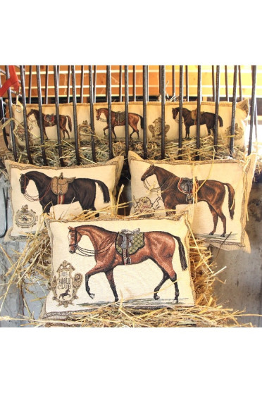 Mars & More Gobelin Cushion Saddle Horse 30*45CM - Green saddlepad Mars & More Gobelin Cushion Saddle Horse 30*45CM - Green saddlepad
