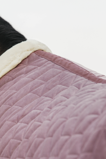 Kentucky Horsewear Show Rug Velvet 160G Old Pink Kentucky Horsewear Show Rug Velvet 160G Old Pink