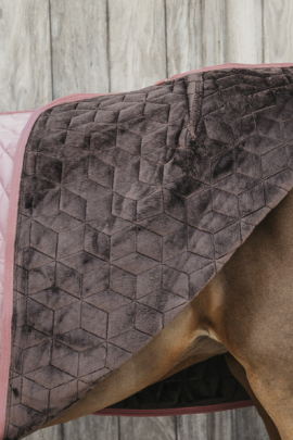 Kentucky Horsewear Show Rug Velvet 160G Old Pink Kentucky Horsewear Show Rug Velvet 160G Old Pink