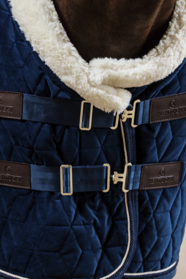 Kentucky Horsewear Show Rug Velvet 160G Marine Blue Kentucky Horsewear Show Rug Velvet 160G Marine Blue