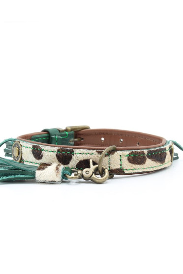 DWAM Ivy Halsband Met Armbandje , in een prachtige print van tijgerpatroon. DWAM Ivy Halsband Met Armbandje , in een prachtige print van tijgerpatroon.