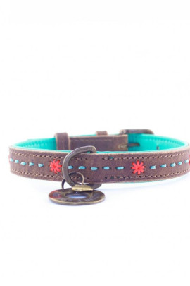 De Halsband Joplin van het merk Dog with a mission is gemaakt met prachtige Oranje Stiksels De Halsband Joplin van het merk Dog with a mission is gemaakt met prachtige Oranje Stiksels