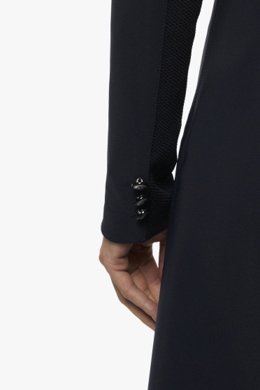 Cavalleria Toscana Tecn Knit Tailcoat Donkerblauw, ook leverbaar in zwart. Cavalleria Toscana Tecn Knit Tailcoat Donkerblauw, ook leverbaar in zwart.