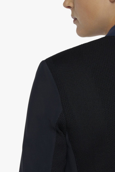 Cavalleria Toscana Tecn Knit Tailcoat Donkerblauw, ook leverbaar in zwart. Cavalleria Toscana Tecn Knit Tailcoat Donkerblauw, ook leverbaar in zwart.