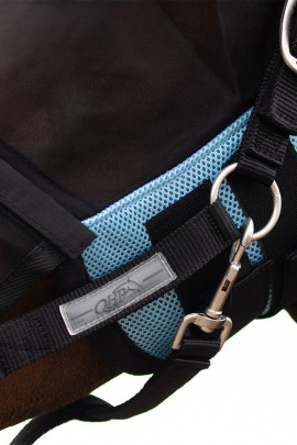 Qhp Vliegenkap Met Afneembare Neusflap, leverbaar in 4 verschillende kleuren. Qhp Vliegenkap Met Afneembare Neusflap, leverbaar in 4 verschillende kleuren.