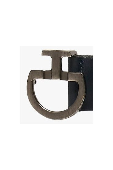 CT Elastische riem voorzien van CT logo. Deze prachtige elastische riem geeft een optimaal draag comfort. CT Elastische riem voorzien van CT logo. Deze prachtige elastische riem geeft een optimaal draag comfort.