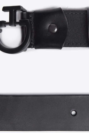 Ridershouse: n's Debossed Logo Elastic Belt CT Clasp - Zwart Ridershouse: n's Debossed Logo Elastic Belt CT Clasp - Zwart