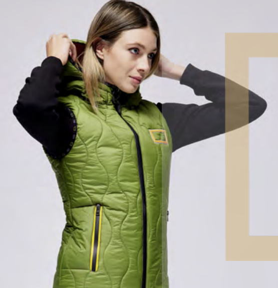 Ridershouse: RG Nylon Bodywarmer Met Capuchon - Groen Ridershouse: RG Nylon Bodywarmer Met Capuchon - Groen