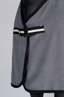 Vestrum Bolzano Fleece - Mesh Deken Midden Grijs Vestrum Bolzano Fleece - Mesh Deken Midden Grijs