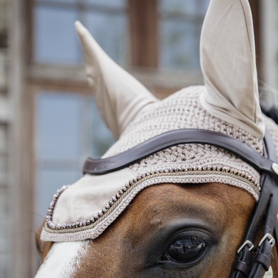 Prachtig oornetje Wellington van het merk Kentucky Horsewear. Velvet Pearls Prachtig oornetje Wellington van het merk Kentucky Horsewear. Velvet Pearls