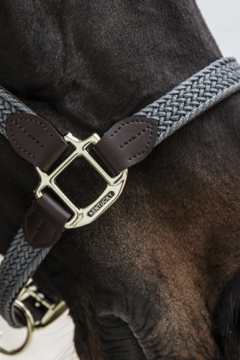 Kentucky Horsewear Nylon Gevlochten Halster grijs, leverbaar in 7 kleuren. Kentucky Horsewear Nylon Gevlochten Halster grijs, leverbaar in 7 kleuren.