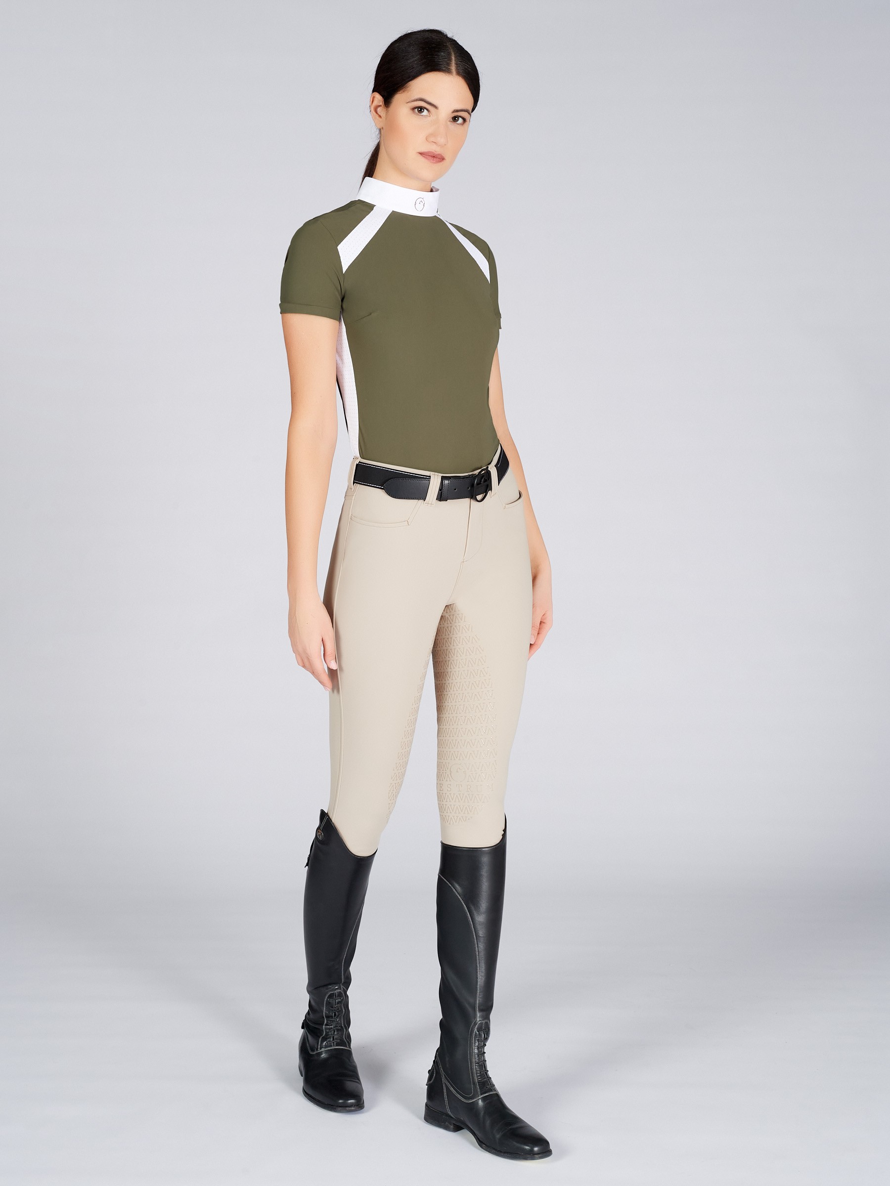 Ridershouse: Vestrum Deiva Wedstrijd Shirt SS - Donker Olijf Groen Ridershouse: Vestrum Deiva Wedstrijd Shirt SS - Donker Olijf Groen