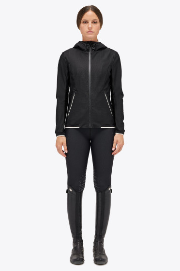 Ridershouse: CT Licht Gevoerde Softshell Met Mesh Zwart, heerlijke jas om in paard te rijden. Ridershouse: CT Licht Gevoerde Softshell Met Mesh Zwart, heerlijke jas om in paard te rijden.